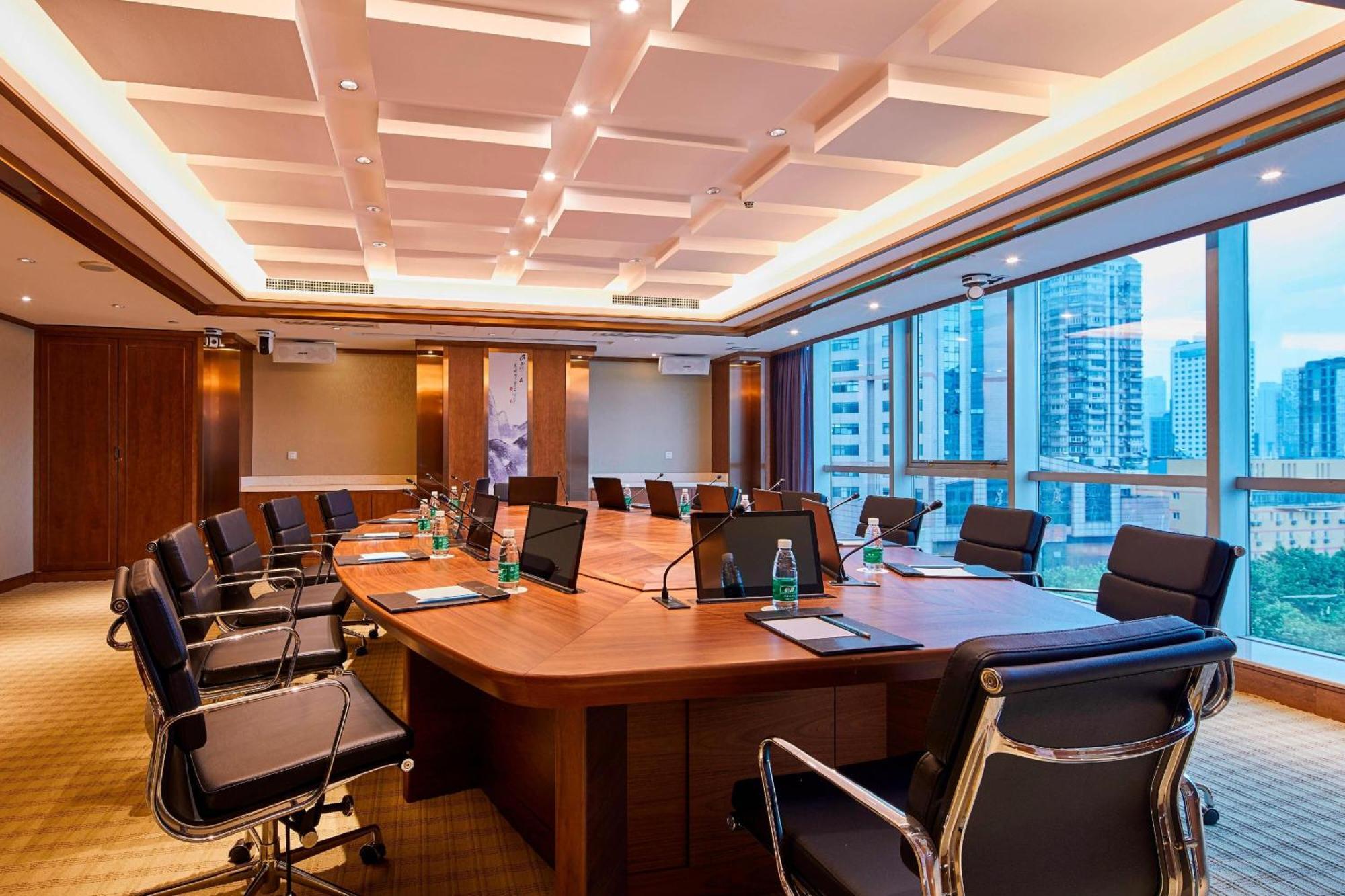 Sheraton Nanjing Kingsley Hotel & Towers Екстериор снимка