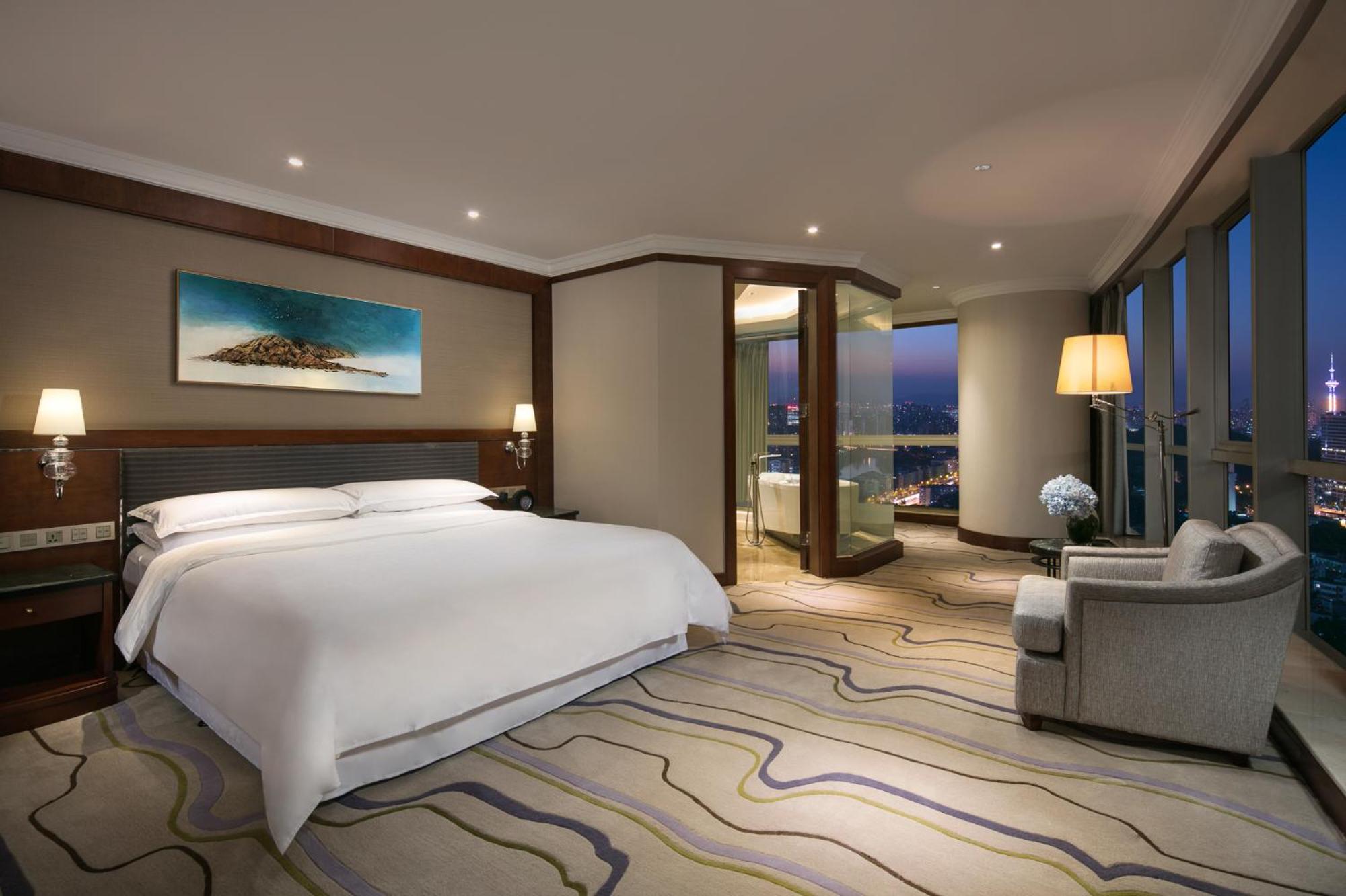 Sheraton Nanjing Kingsley Hotel & Towers Екстериор снимка